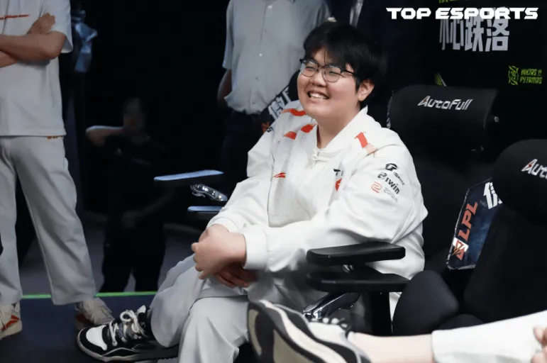 晋级世界赛，赛后369发文：S15我们来了，兄弟们世界赛加油