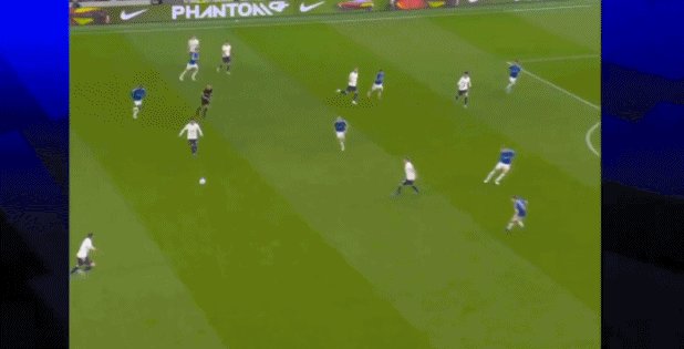 1646697625055014719.gif rBUESWImdm2Ad-0XAFmlxReON8k005.gif